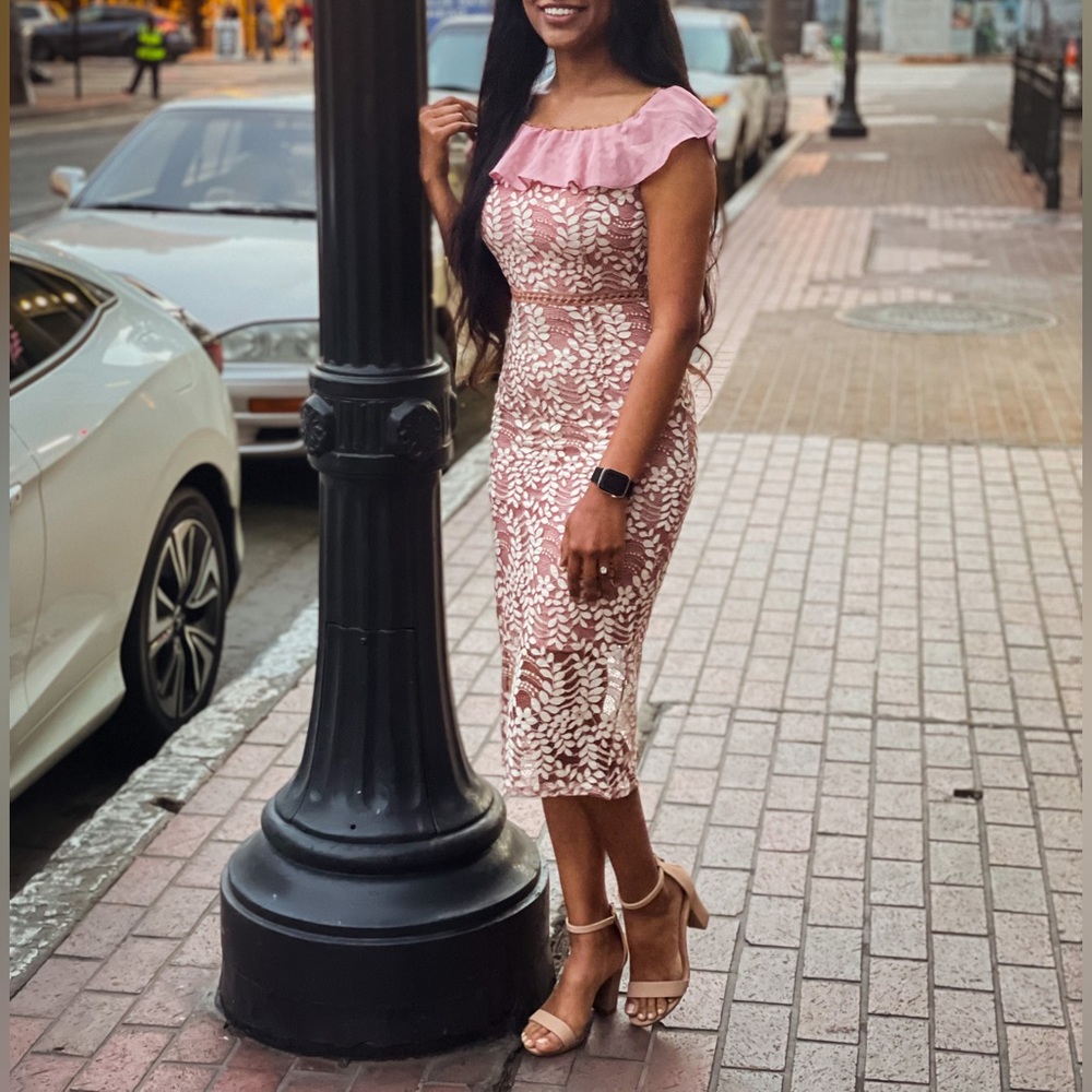 PrettyLittleThing flower lace dress